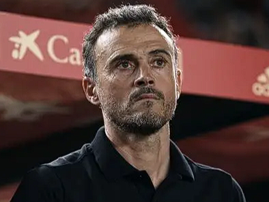 法杯爆冷！巴黎圣日耳曼负于巴黎FC，恩里克赛后剖析赛事